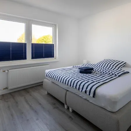Ferienhaus Annika In Schillig-Horumersiel Mit 8 Modernen Wohnungen Экстерьер фото