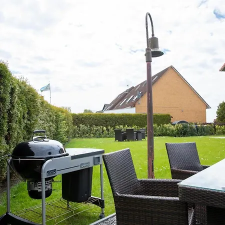 Ferienhaus Annika In Schillig-Horumersiel Mit 8 Modernen Wohnungen Экстерьер фото